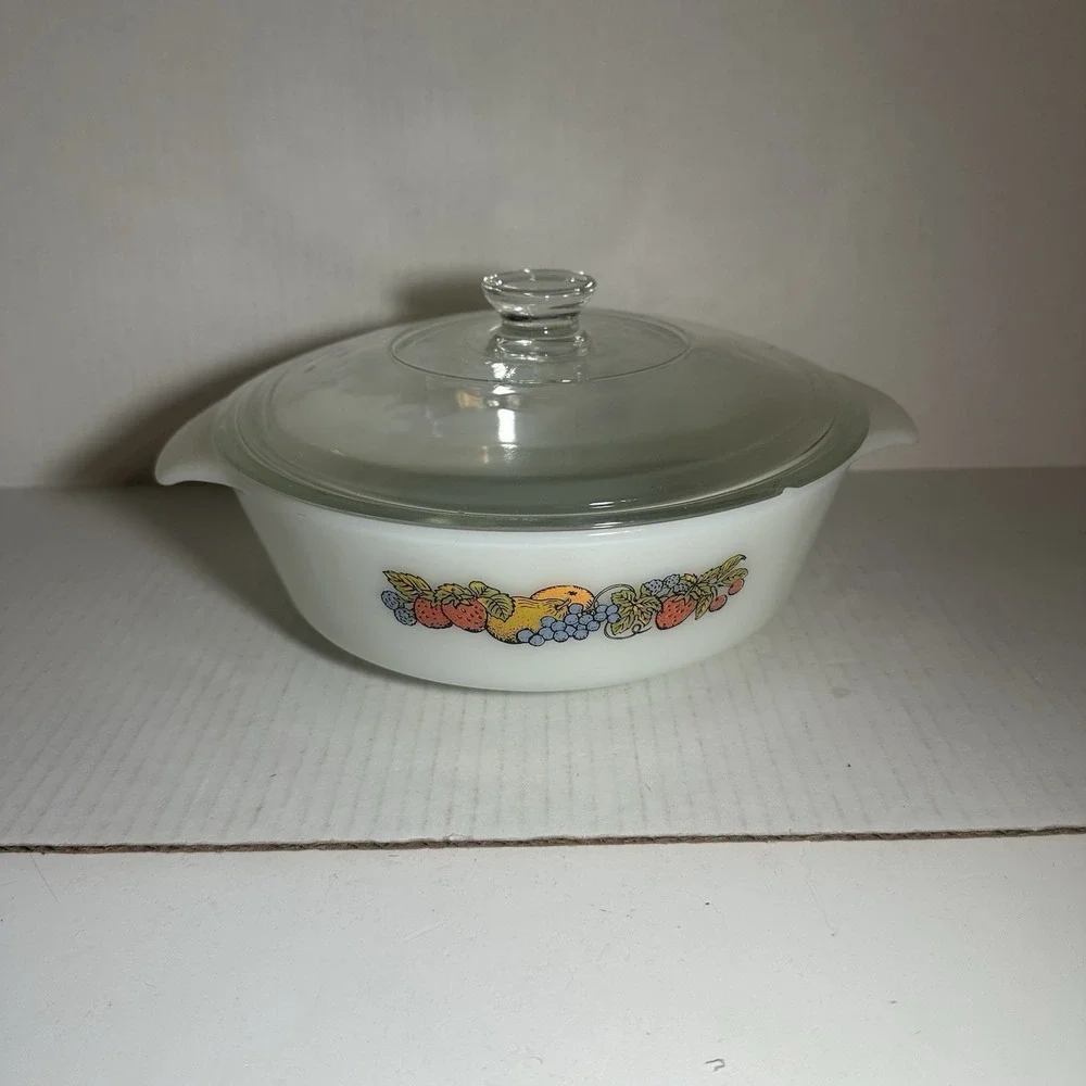 Anchor Hocking Fire King Nature's Bounty‎ Fruit Dish 1.5 Quart Ovenproof USA 437